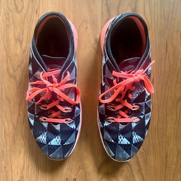 NIKE Free TR Fit 5 Sneakers Size 7.5 - Picture 2 of 5